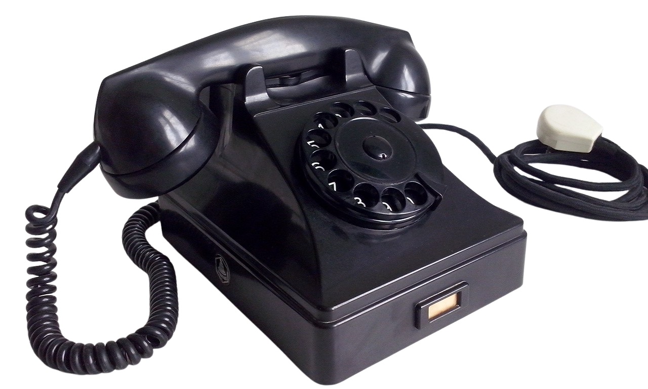 ptt-nsem-1954-telefoon-removebg